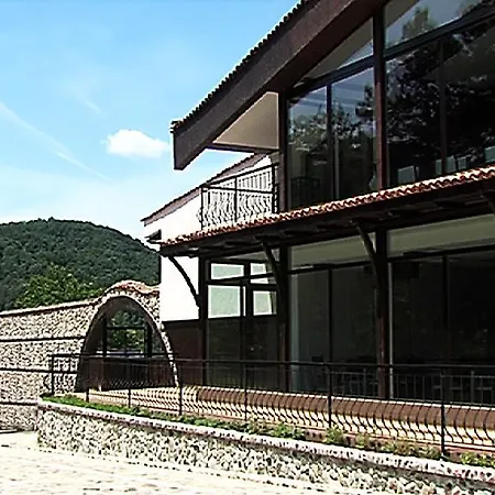 汽车旅馆 Koziyat Rog